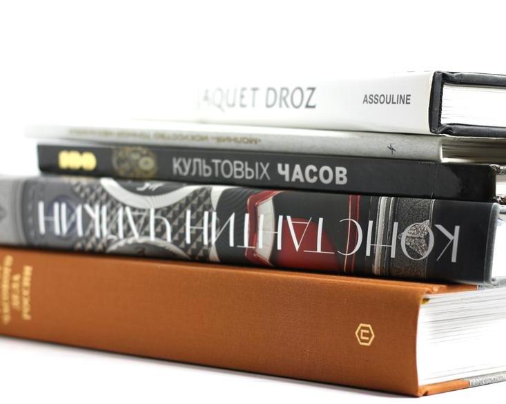 8 интересных книг о часах, которые можно прочитать или просто добавить в библиотеку
