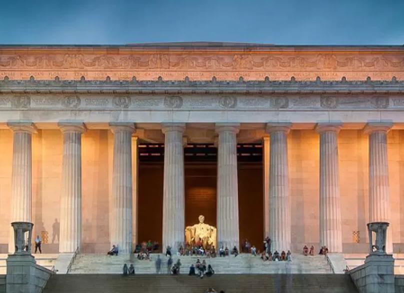 Видео. Коротко об интересном. Фразеологизмы. Памятник В. П. Астафьеву